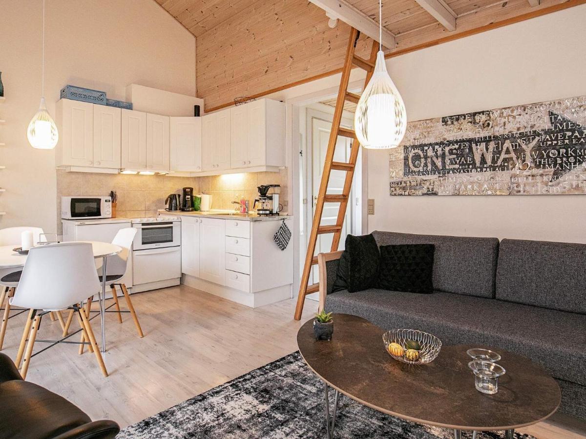 4 Person Holiday Home In R Sk Bing แอเรอสเคอบิง ภายนอก รูปภาพ