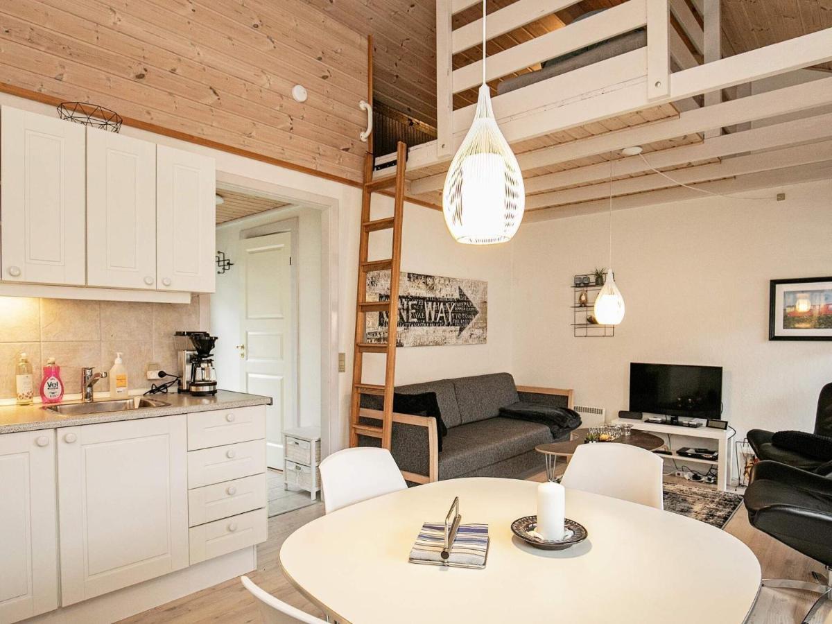 4 Person Holiday Home In R Sk Bing แอเรอสเคอบิง ภายนอก รูปภาพ